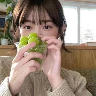 写崩皇帝人设后，我被他读心了